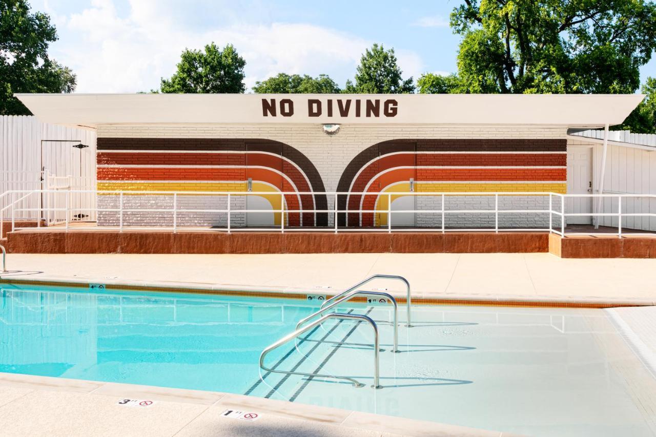 The Dive Motel And Swim Club Нэшвилл Экстерьер фото
